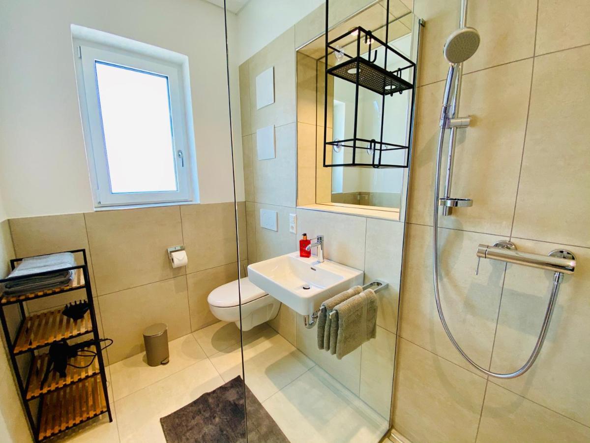 A40 Business-Apartments ฟรีดริชส์ฮาเฟน ภายนอก รูปภาพ